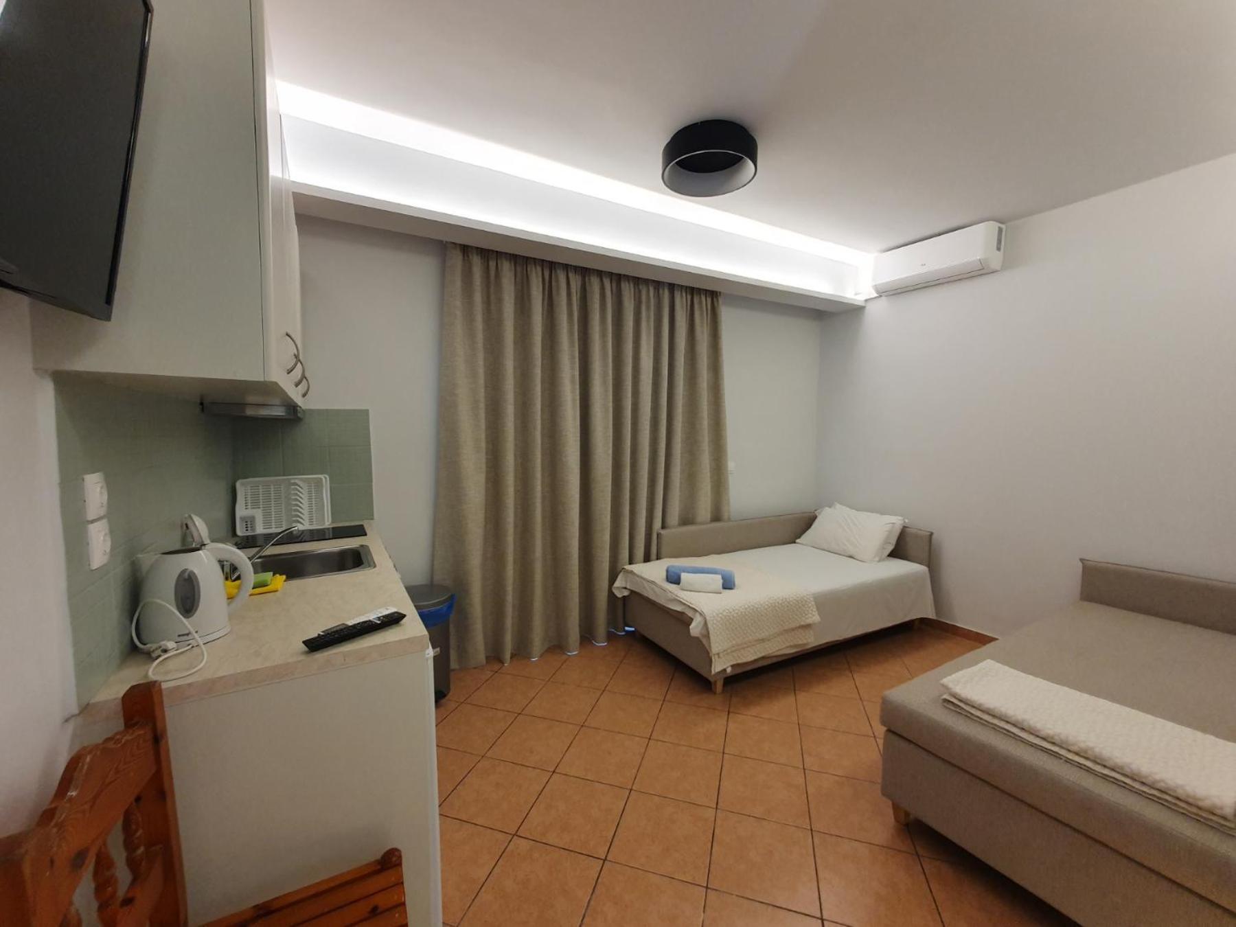 Paleo Apartments Палеокастрица Екстериор снимка